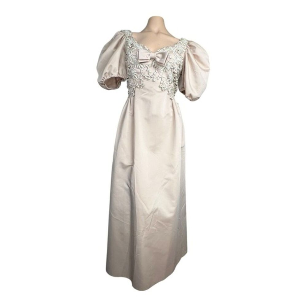 Vintage Carrie Couture Gown with Puff Sleeves – Cream Beige